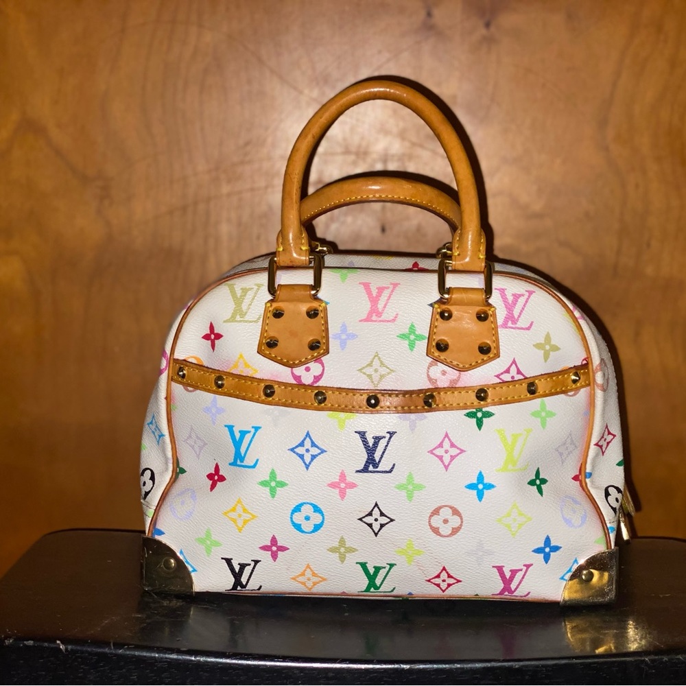 Louis Vuitton Authentic Vintage White Mono Purse